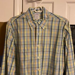 Brooks Brothers button down size M